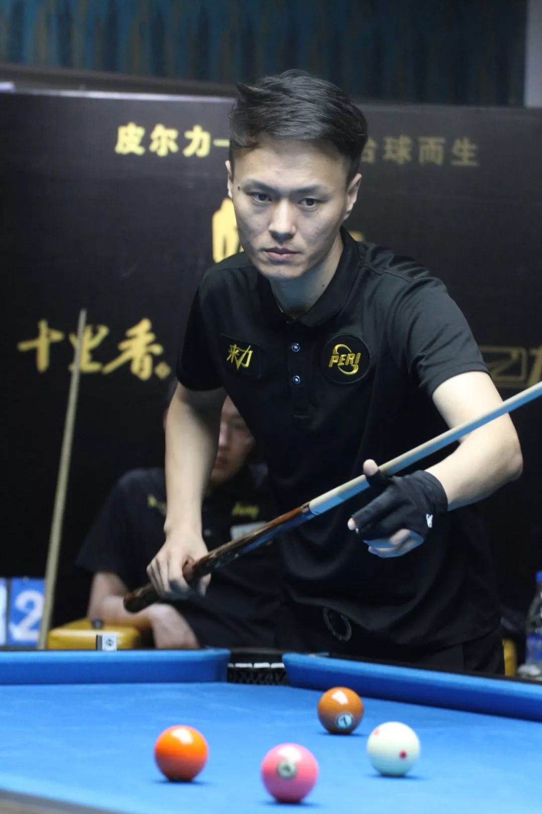 两位曾经被 两位曾经被