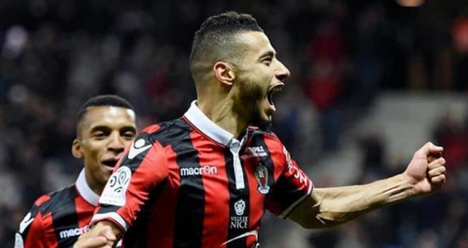 而两队之间 而两队之间