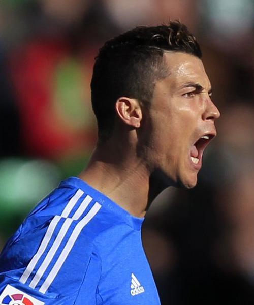 据着重要的 据着重要的